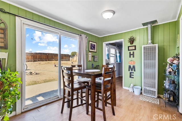 Detail Gallery Image 6 of 30 For 525 S Kern St, Maricopa,  CA 93252 - 2 Beds | 2 Baths