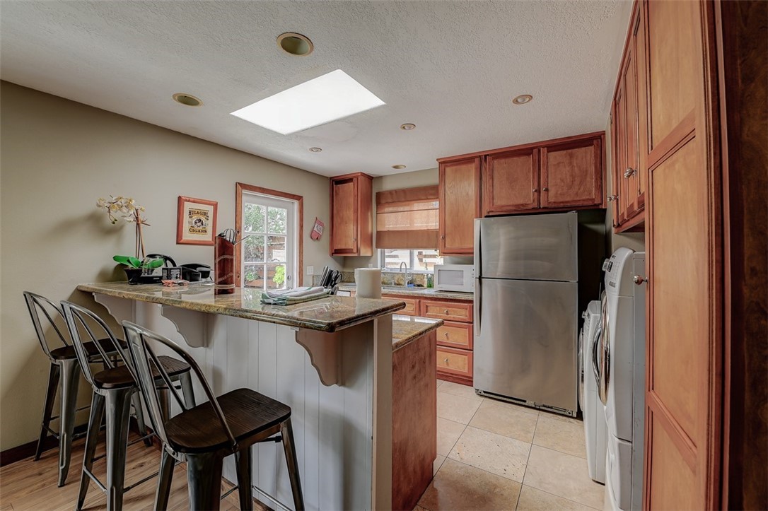 Detail Gallery Image 12 of 35 For 2441 Duke Pl, Costa Mesa,  CA 92626 - 3 Beds | 2 Baths