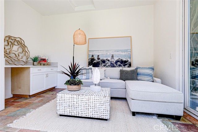 Detail Gallery Image 59 of 70 For 819 11th St, Manhattan Beach,  CA 90266 - 6 Beds | 5/2 Baths