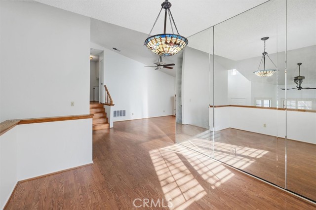 Detail Gallery Image 7 of 37 For 26389 Rainbow Glen Dr, Newhall,  CA 91321 - 2 Beds | 2 Baths