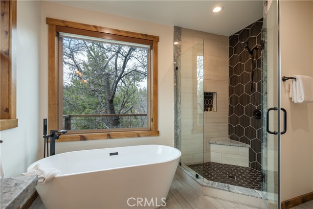 Detail Gallery Image 26 of 38 For 1618 Tuolumne Rd, Big Bear City,  CA 92314 - 4 Beds | 3/1 Baths