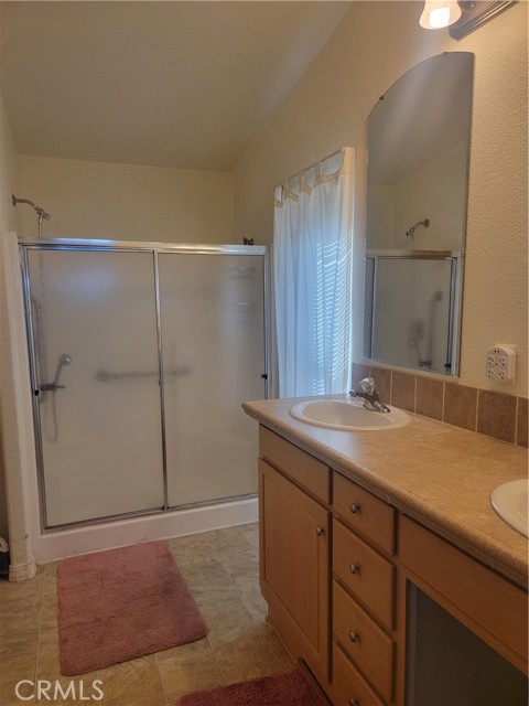 Detail Gallery Image 9 of 9 For 20230 Planada Ct, Riverside,  CA 92508 - 2 Beds | 2 Baths