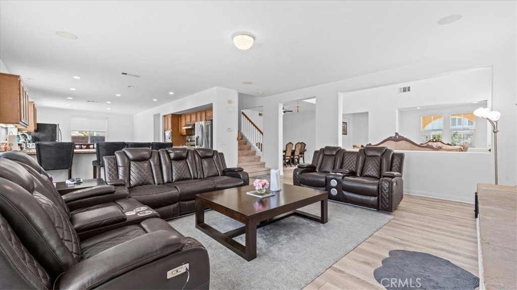 MLS #CV26132783 image #5