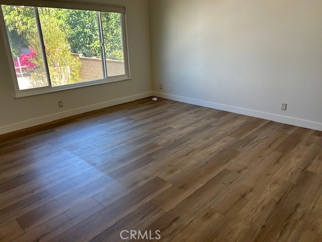 Detail Gallery Image 8 of 10 For 22071 Pheasant Street, Lake Forest,  CA 92630 - 4 Beds | 3 Baths