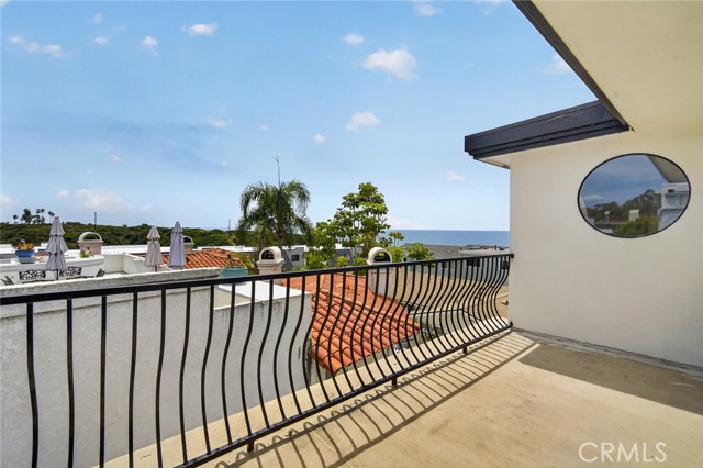 Detail Gallery Image 40 of 59 For 237 Avenida Montalvo #B,  San Clemente,  CA 92672 - 3 Beds | 3 Baths