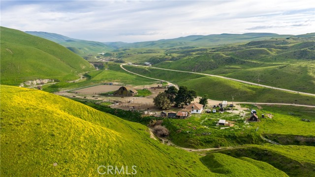 Detail Gallery Image 9 of 44 For 8050 Bitterwater Road, Shandon,  CA 93461 - 3 Beds | 1 Baths