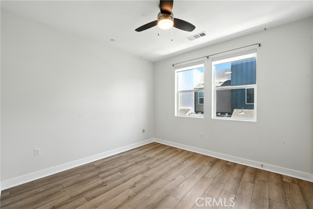 Detail Gallery Image 15 of 40 For 7621 University Ave #103,  La Mesa,  CA 91942 - 3 Beds | 3 Baths