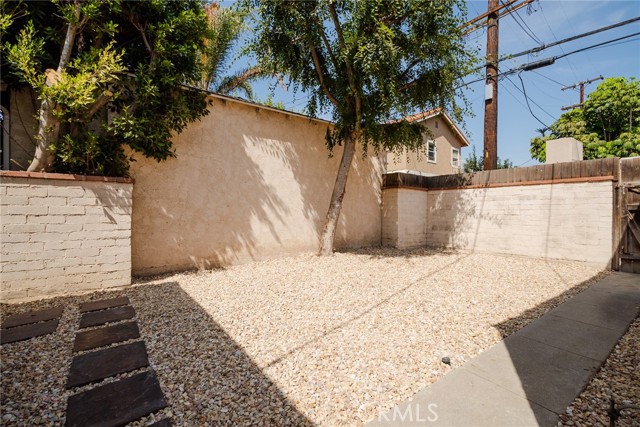 4270 Elenda Street, Culver City CA: https://media.crmls.org/medias/d0fc922d-536e-43ce-9d2c-0e5155cab8d8.jpg