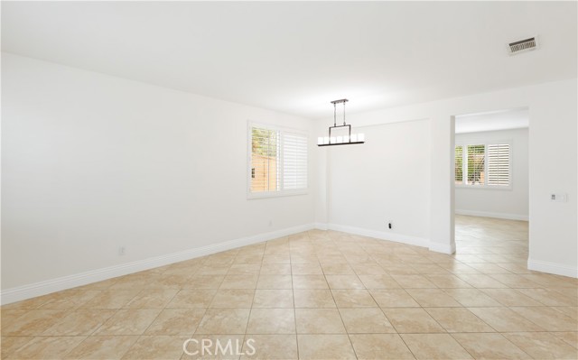 43 Declaration Place, Irvine CA: https://media.crmls.org/medias/d0fc9847-3a56-4b3f-b2cb-c9d57f1e8293.jpg