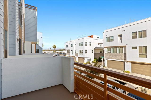 Detail Gallery Image 17 of 25 For 1684 Topanga, Costa Mesa,  CA 92627 - 3 Beds | 2/2 Baths