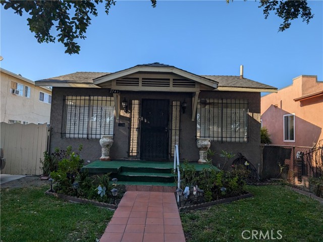 2741 Orchard Pl, South Gate, CA 90280