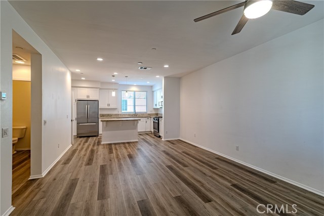 Detail Gallery Image 21 of 46 For 646 Savi, Corona,  CA 92878 - 3 Beds | 2/2 Baths