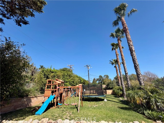 Detail Gallery Image 60 of 68 For 27409 Pacific Coast Hwy, Malibu,  CA 90265 - 4 Beds | 4 Baths