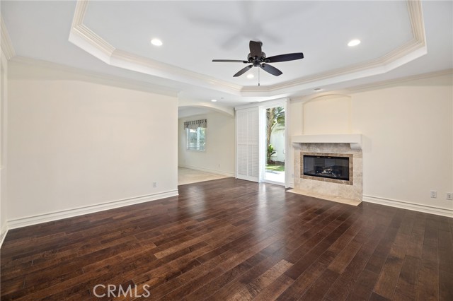 Spacious living room with gas fireplace