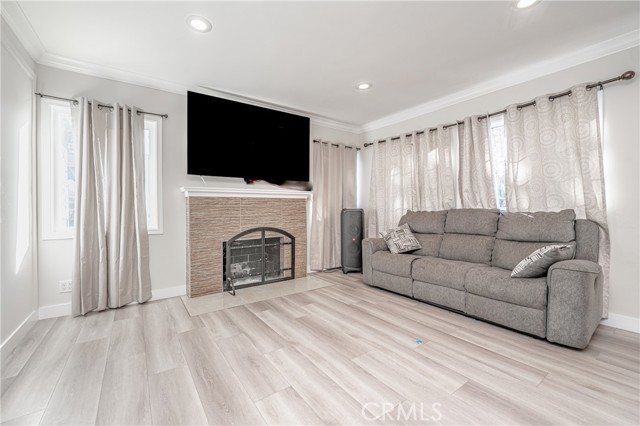 Detail Gallery Image 3 of 37 For 6008 Simpson Ave, North Hollywood,  CA 91606 - 3 Beds | 2 Baths