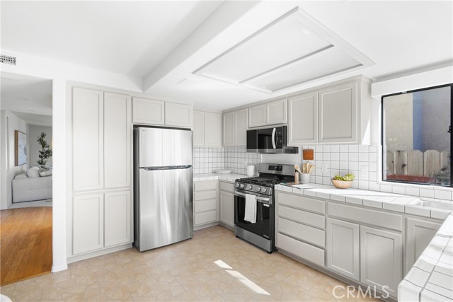 Detail Gallery Image 17 of 48 For 520 Rockaway, Grover Beach,  CA 93433 - 3 Beds | 2/1 Baths