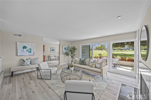 9 Las Brisas, Irvine CA: https://media.crmls.org/medias/d101af44-fe80-4d85-82af-6a43b957ebd5.jpg