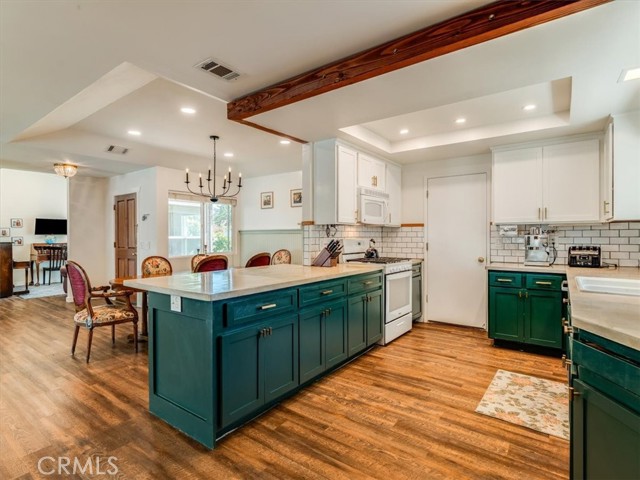 5435 Del Norte Way, Santa Maria CA: https://media.crmls.org/medias/d101f78c-c972-4802-8f66-607ae61144b2.jpg