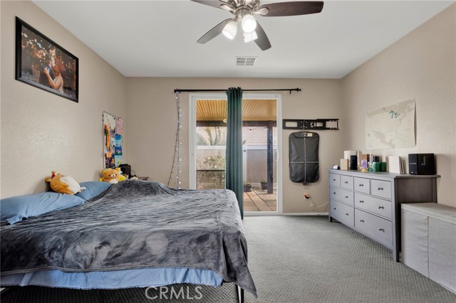 Detail Gallery Image 12 of 37 For 9301 Creosote, Oak Hills,  CA 92344 - 3 Beds | 2 Baths