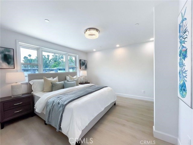 Detail Gallery Image 12 of 34 For 205 S Avenue 59, Los Angeles,  CA 90042 - 3 Beds | 3/1 Baths