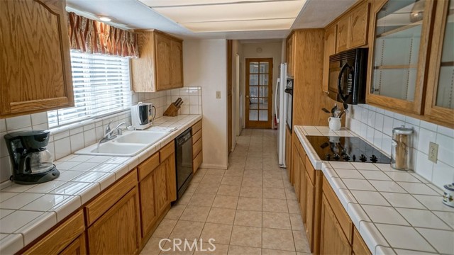 Detail Gallery Image 5 of 20 For 29450 Stallion Springs Dr, Tehachapi,  CA 93561 - 3 Beds | 2/1 Baths