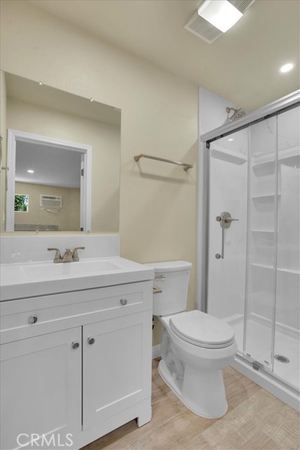 Image 26 of 41 For 9241 Vicki Drive
