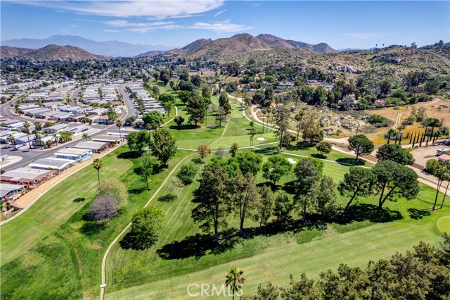 Detail Gallery Image 3 of 31 For 26171 Kentia Palm, Homeland,  CA 92548 - 3 Beds | 2 Baths