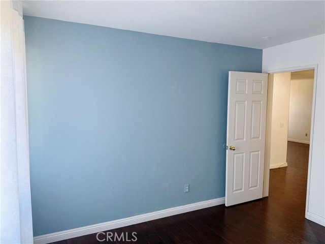 Detail Gallery Image 17 of 18 For 5771 Cairo Ct, Corona,  CA 92880 - 5 Beds | 3/1 Baths