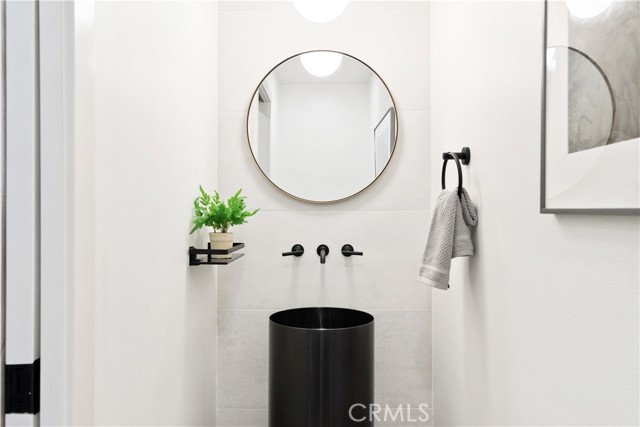 Detail Gallery Image 22 of 74 For 12822 Fairhaven, Santa Ana,  CA 92705 - 6 Beds | 4/1 Baths