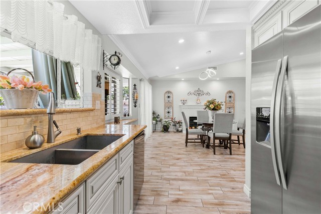 Detail Gallery Image 20 of 67 For 42962 Burlwood Dr, Lancaster,  CA 93536 - 4 Beds | 2/1 Baths