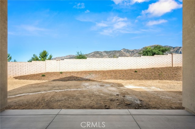 Detail Gallery Image 11 of 57 For 34572 Kadota St, Yucaipa,  CA 92399 - 3 Beds | 2/1 Baths