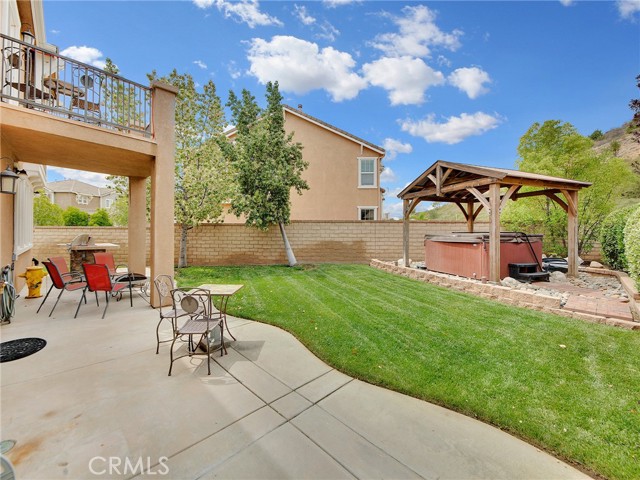 20361 Julia Lane, Saugus CA: https://media.crmls.org/medias/d1071d48-65a8-49e9-9575-2be07f565edf.jpg