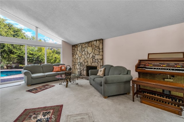 Living room carpet has been replaced since this picture.