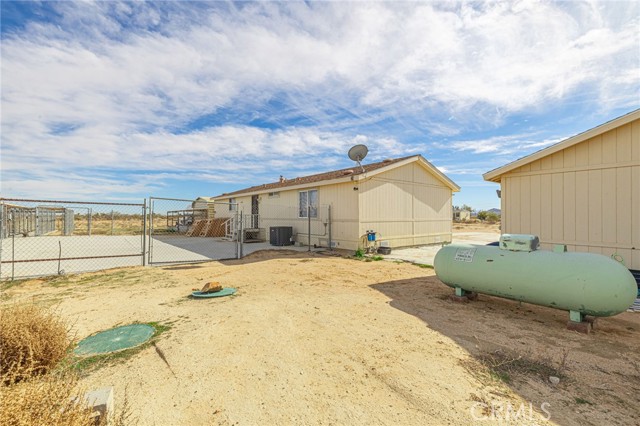 Detail Gallery Image 27 of 49 For 277 Longhorn, Mojave,  CA 93501 - 3 Beds | 2 Baths