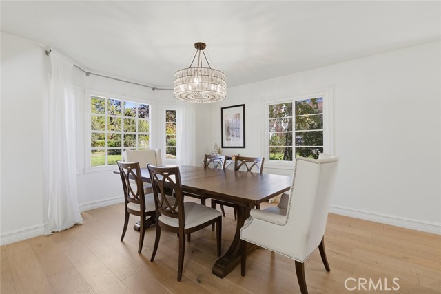 Detail Gallery Image 7 of 26 For 28834 Countryside, Agoura Hills,  CA 91301 - 5 Beds | 4 Baths