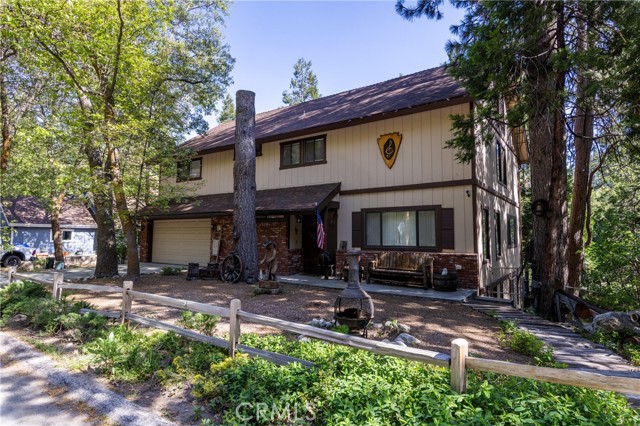 Detail Gallery Image 1 of 38 For 439 Old Toll Rd, Lake Arrowhead,  CA 92352 - 4 Beds | 3/1 Baths