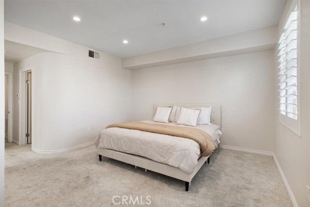 89 E Commonwealth Avenue, Alhambra CA: https://media.crmls.org/medias/d10a09ed-d853-40a8-9193-491b9267bf1a.jpg