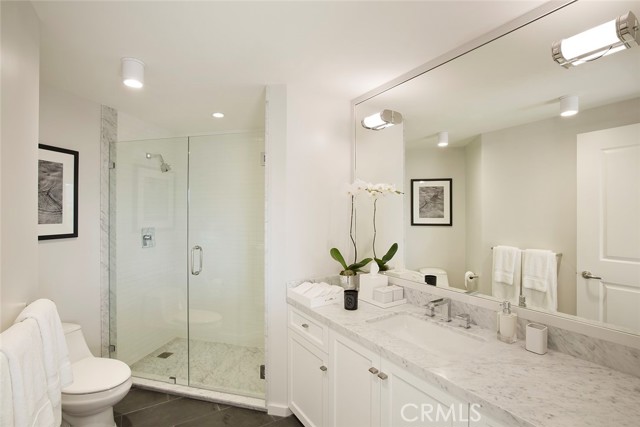722 Americana Way, Glendale CA: https://media.crmls.org/medias/d10d9a65-3514-4235-83e7-e3ecaa30f402.jpg