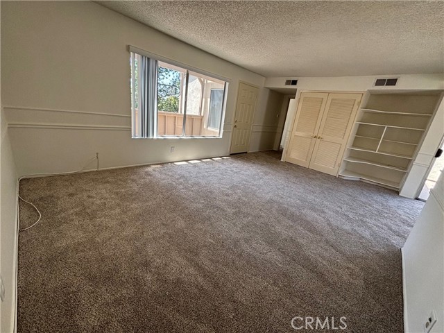 Detail Gallery Image 8 of 39 For 1350 Cabrillo Park Dr #F,  Santa Ana,  CA 92701 - 1 Beds | 1 Baths