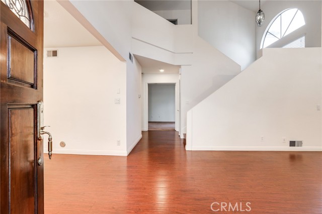 Detail Gallery Image 3 of 21 For 4444 Spencer St, Torrance,  CA 90503 - 4 Beds | 3 Baths