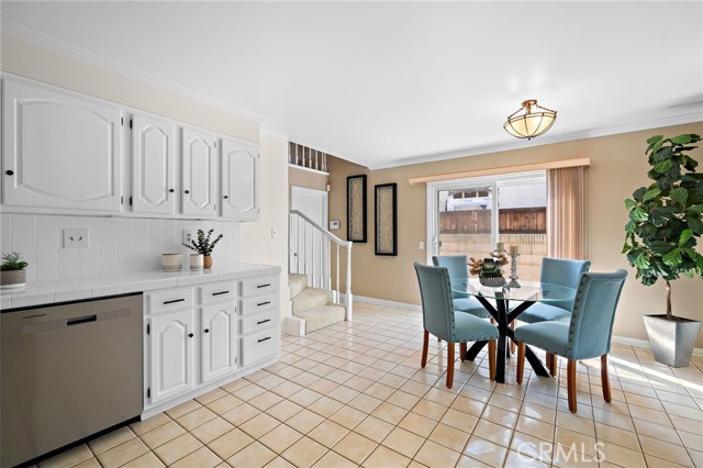 Detail Gallery Image 12 of 38 For 16805 Redwood St, Fountain Valley,  CA 92708 - 4 Beds | 3 Baths