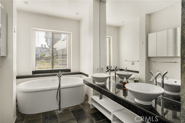 Detail Gallery Image 25 of 35 For 8 Southwind, Irvine,  CA 92614 - 4 Beds | 2/1 Baths