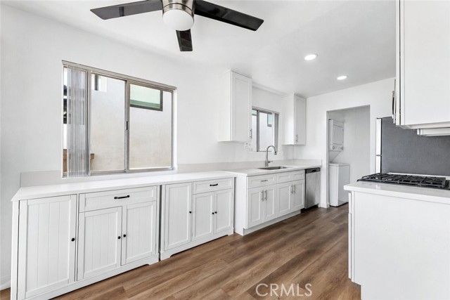 223 Shell Street, Manhattan Beach, California 90266, ,Residential Income,For Sale,Shell,SB26073464