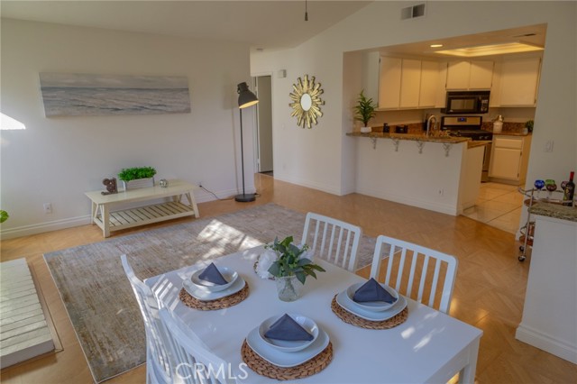 Detail Gallery Image 10 of 44 For 3 Vista Mesa #44,  Rancho Santa Margarita,  CA 92688 - 2 Beds | 2 Baths
