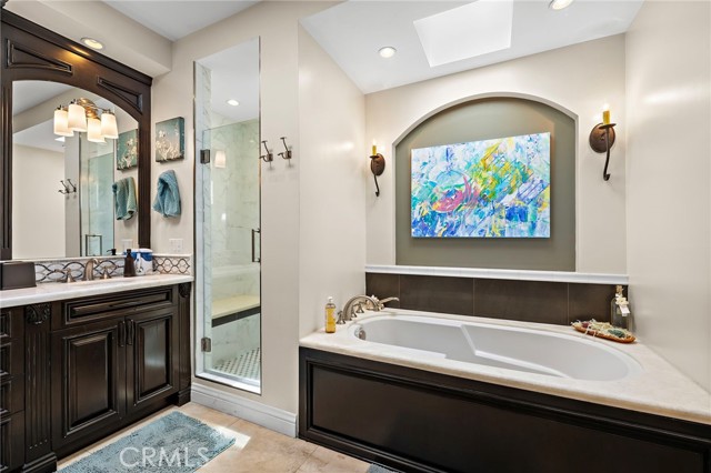 159 Angelo Walk, Long Beach CA: https://media.crmls.org/medias/d1105485-2669-4c54-b5f7-1773b43fea69.jpg