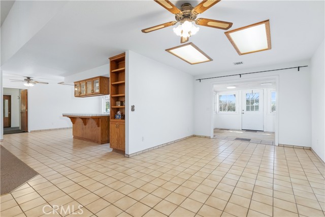 Detail Gallery Image 7 of 50 For 5335 Monterey, Paso Robles,  CA 93446 - 3 Beds | 3 Baths