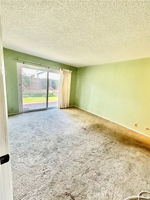 Detail Gallery Image 14 of 21 For 5941 E Camino Correr, Anaheim,  CA 92807 - 3 Beds | 2 Baths