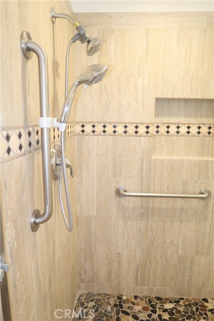 Detail Gallery Image 9 of 29 For 21162 Lockhaven Cir, Huntington Beach,  CA 92646 - 3 Beds | 2 Baths