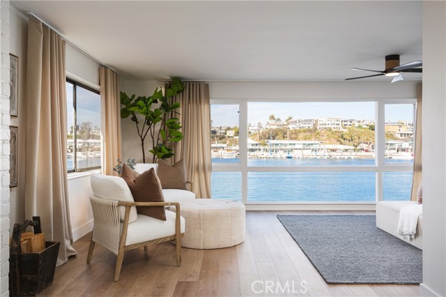 310 Via Lido Nord, Newport Beach CA: https://media.crmls.org/medias/d113407f-ae33-4585-a4ec-92918075b1a2.jpg