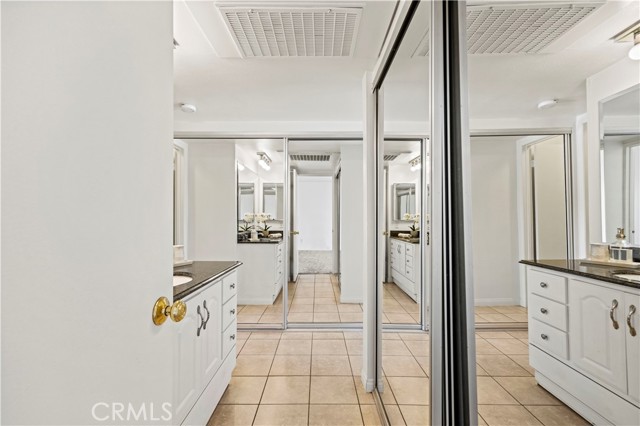 Detail Gallery Image 17 of 36 For 23515 Lyons Ave #219,  Valencia,  CA 91355 - 1 Beds | 1 Baths